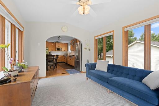10359 Huntington Drive, Eden Prairie, MN 55347