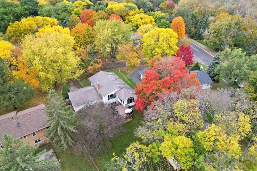 10359 Huntington Drive, Eden Prairie, MN 55347