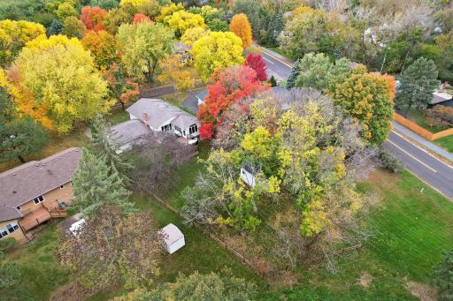 10359 Huntington Drive, Eden Prairie, MN 55347