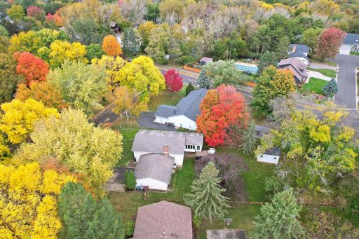 10359 Huntington Drive, Eden Prairie, MN 55347
