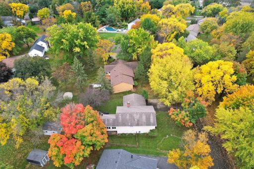 10359 Huntington Drive, Eden Prairie, MN 55347