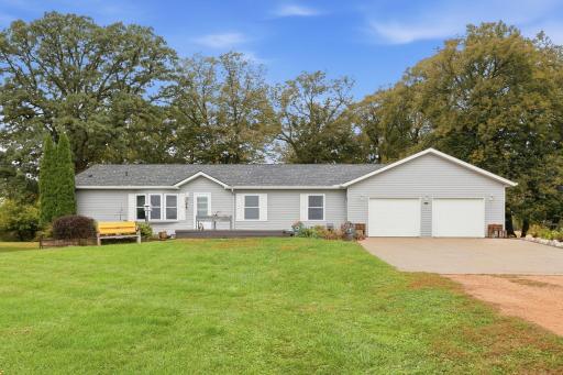 14971 Nature Avenue, Glencoe, MN 55336