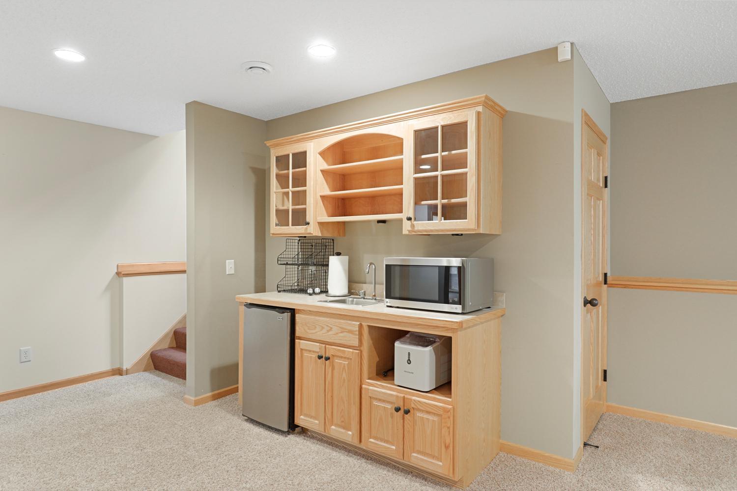 Lower level wet bar
