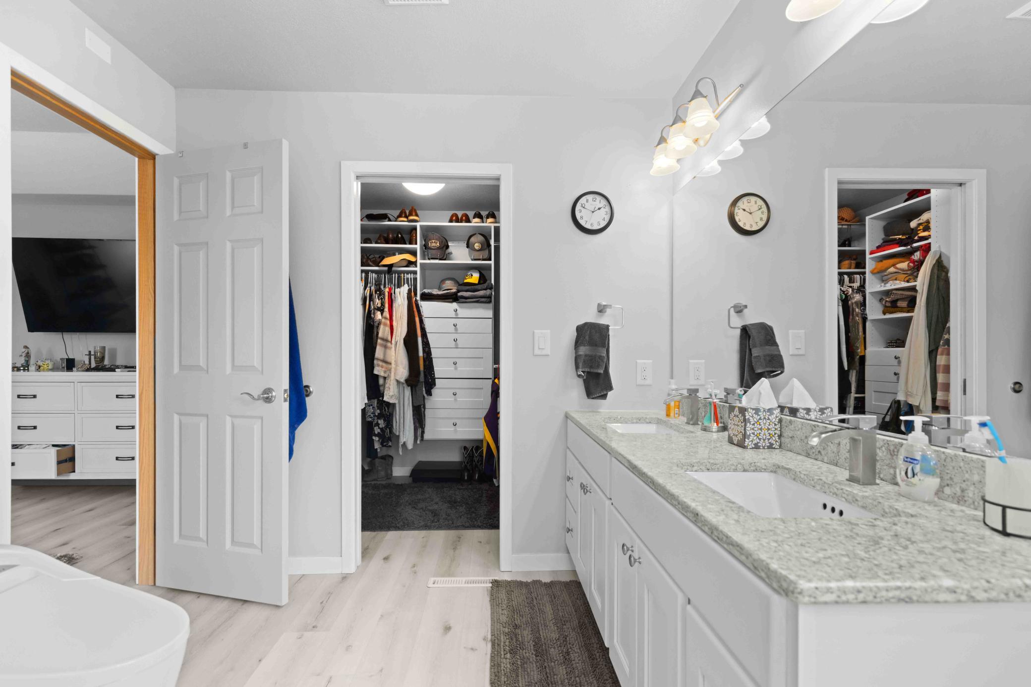 5039 Rose Creek Pkwy S Fargo-66.jpg