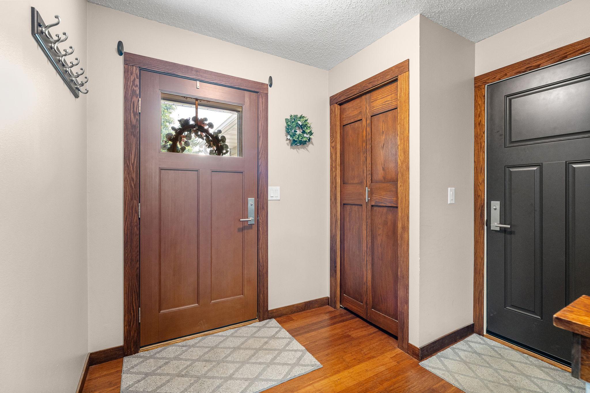 Entry Way .jpg