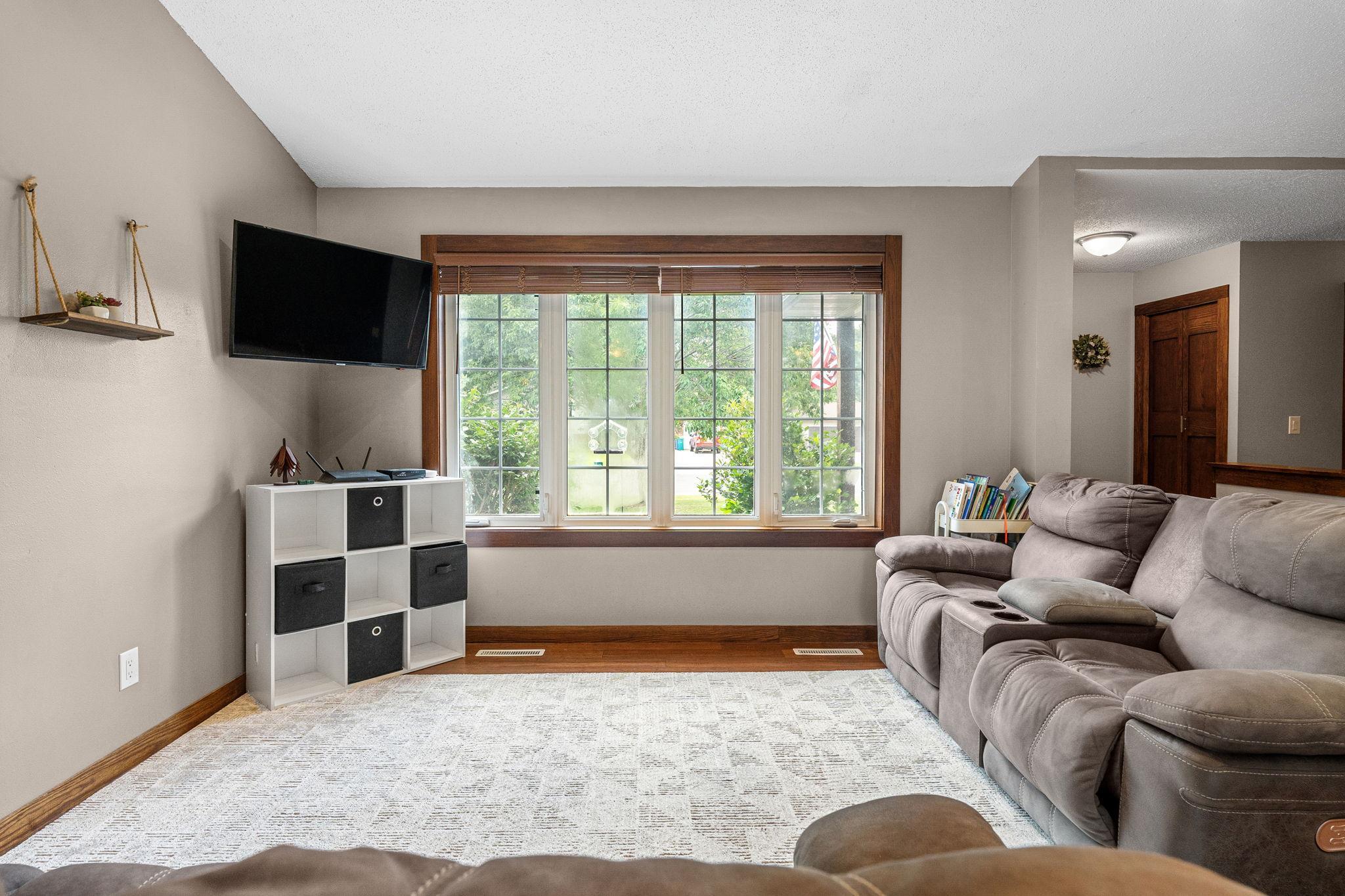 Living room 3- window view .jpg