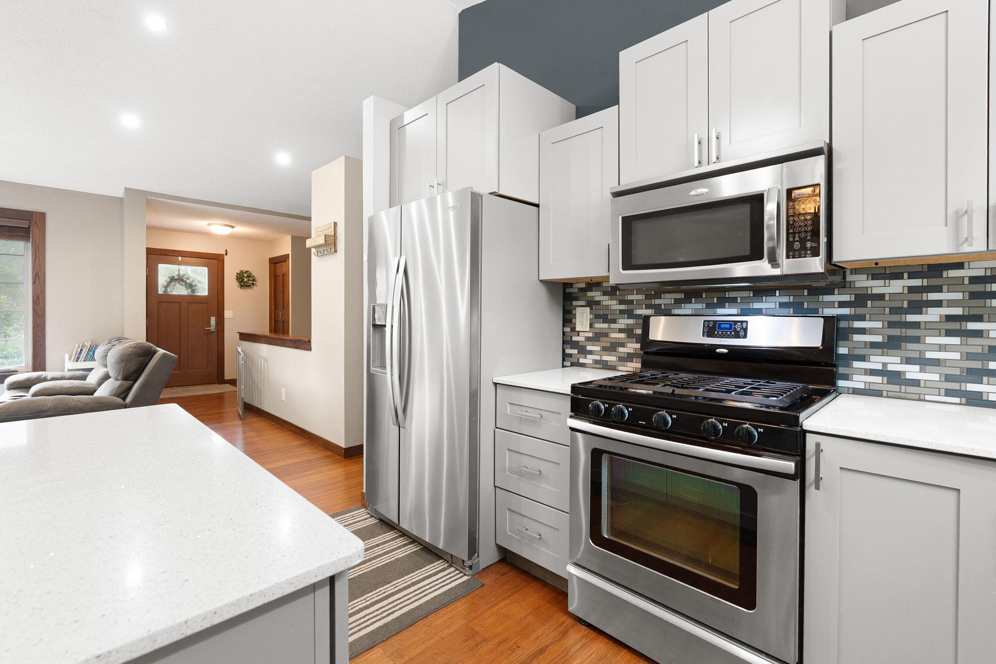 Kitchen corner 4 .jpg