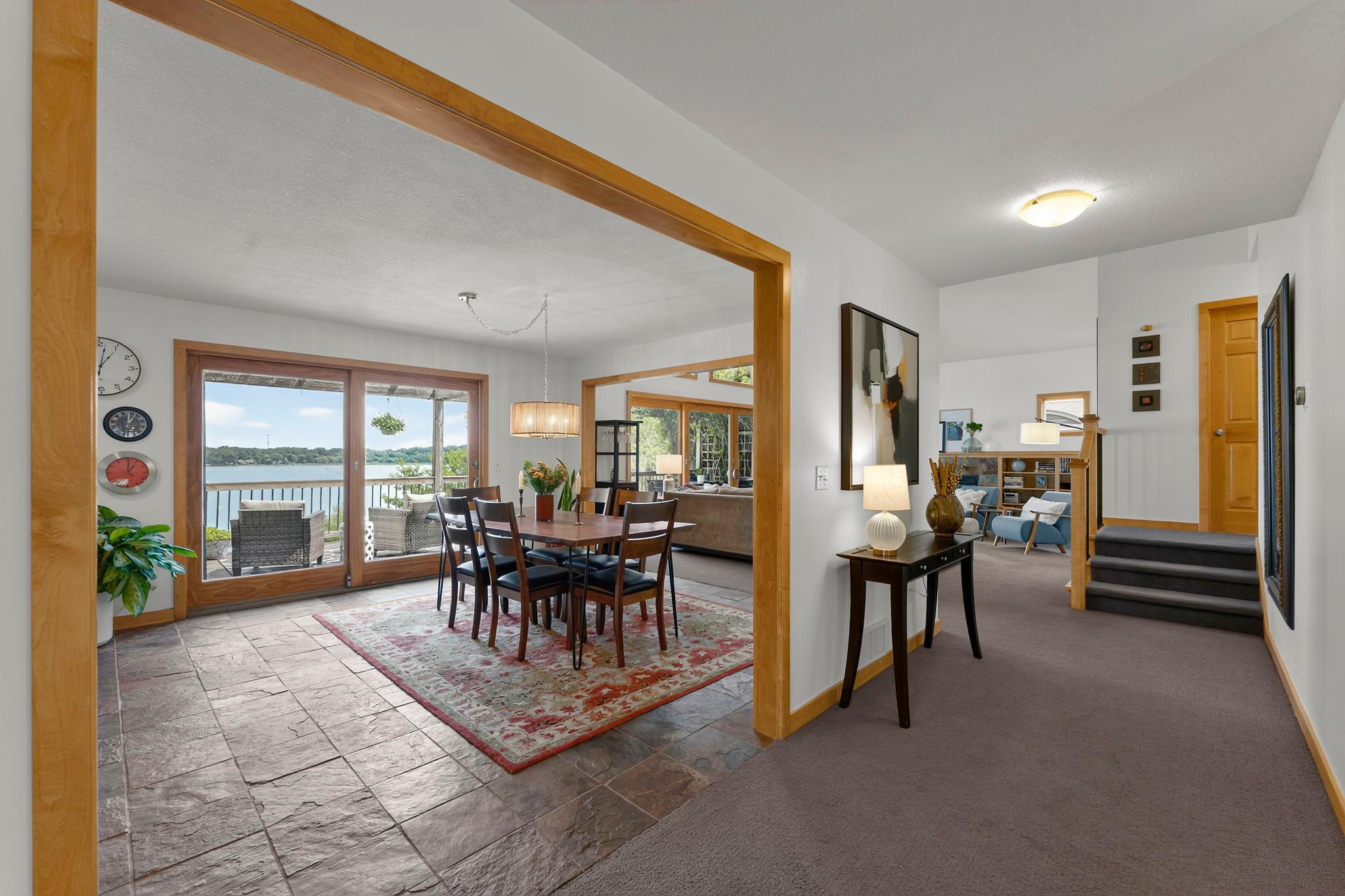 Open floor plan to great room.jpg