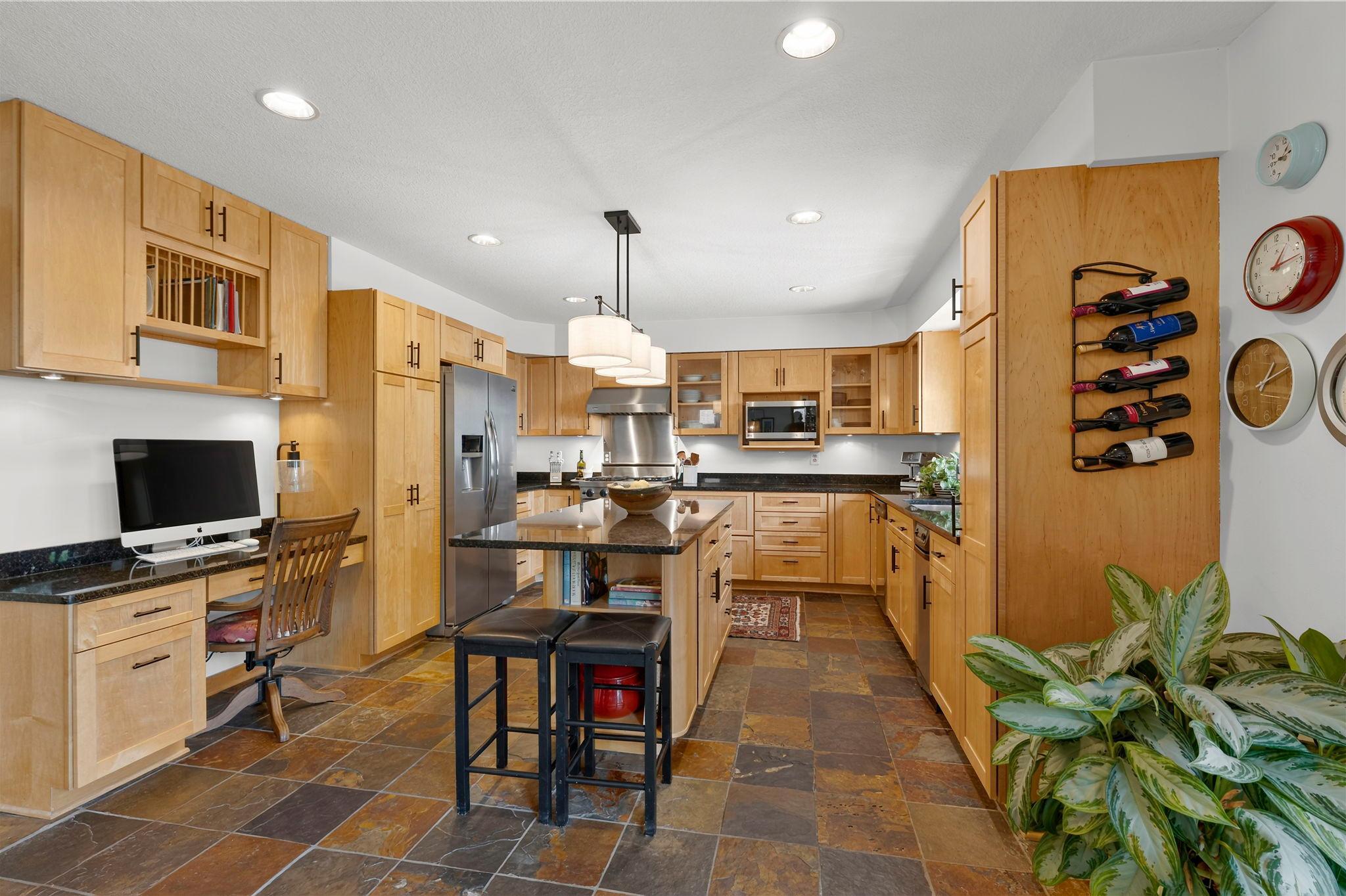 Chef style Kitchen.jpg
