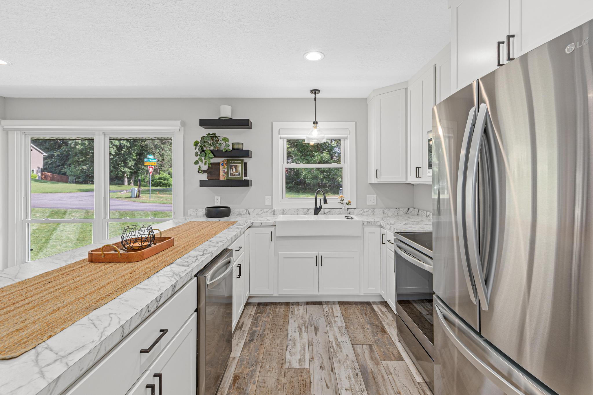 13776 189th Avenue NW-16.jpg