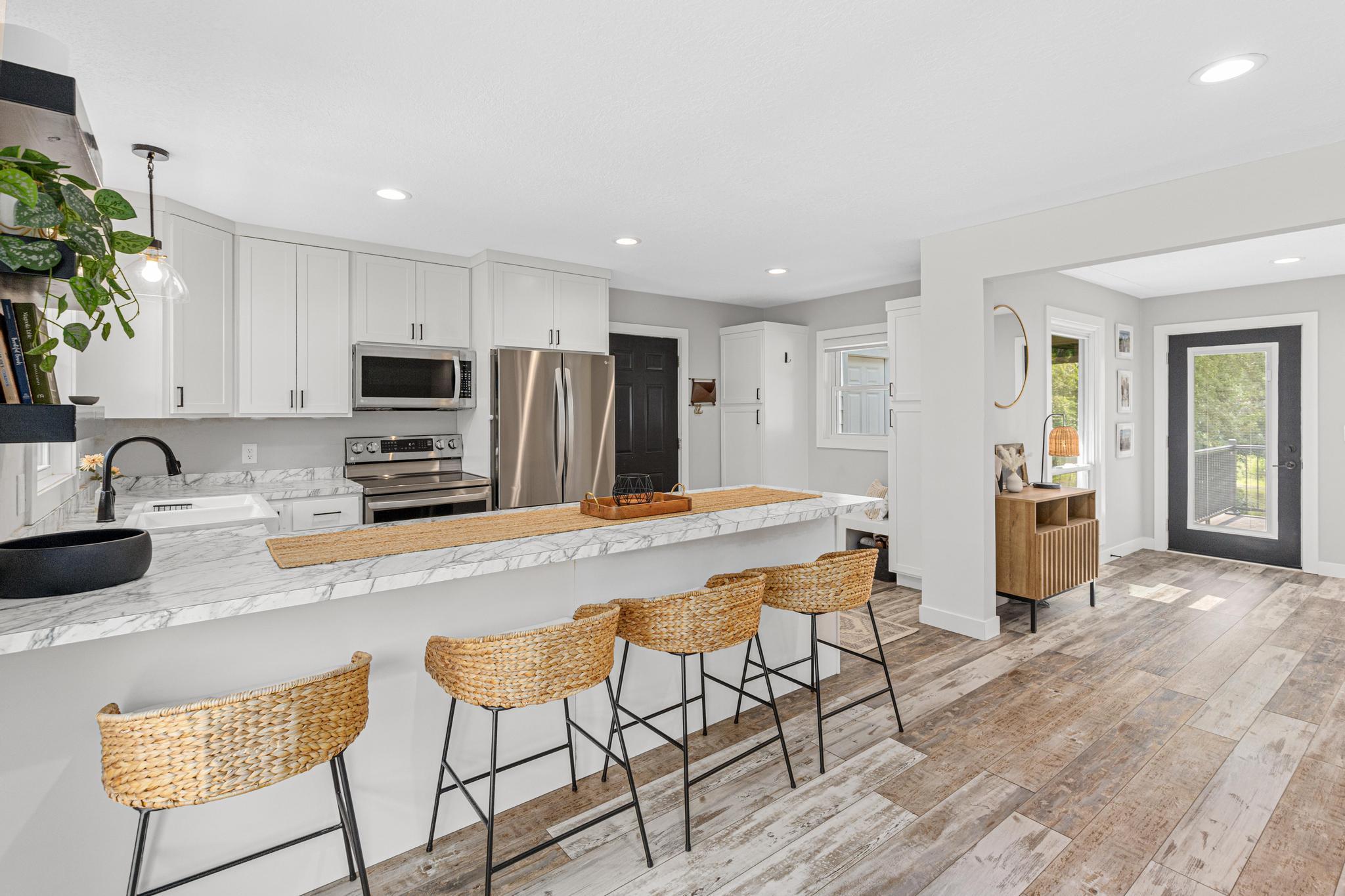 13776 189th Avenue NW-14.jpg