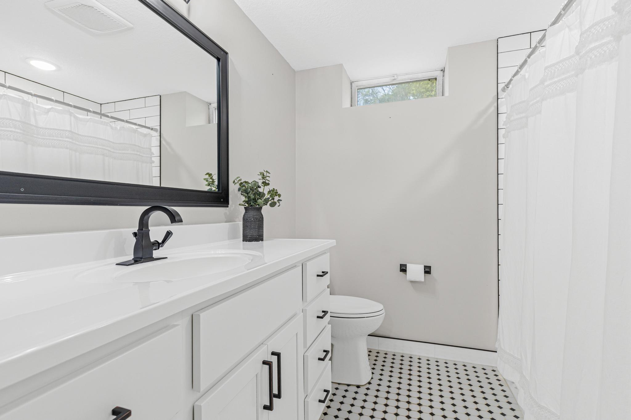 13776 189th Avenue NW-31.jpg