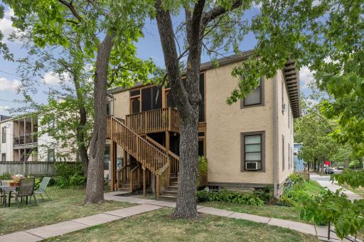 This home has excellent light with exposure on three sides.