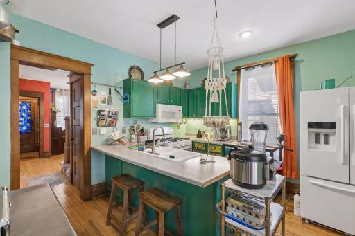 608 Bates Avenue, Saint Paul, MN 55106