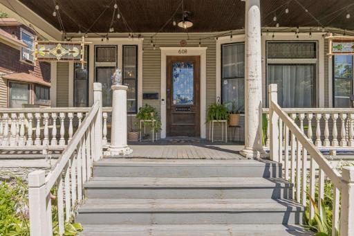 608 Bates Avenue, Saint Paul, MN 55106