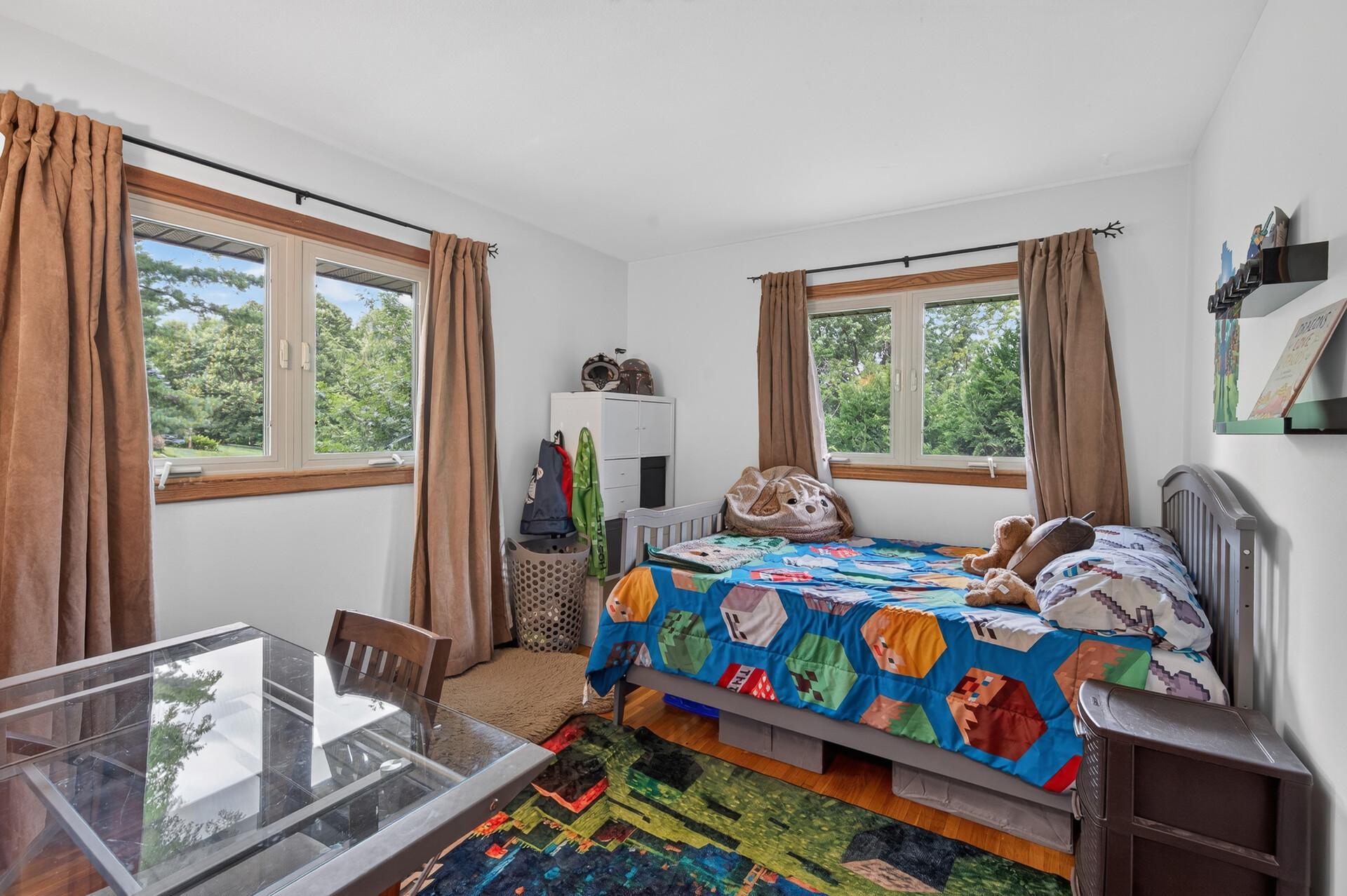 Main level: bedroom 3