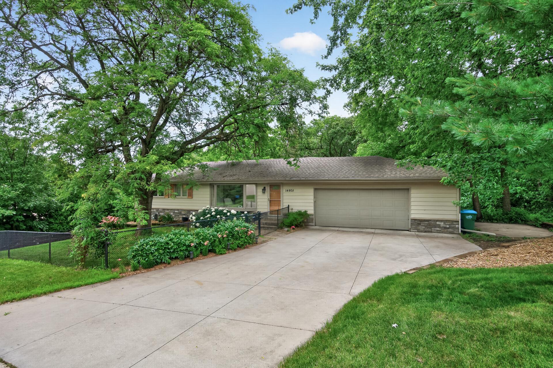 Beautiful 1/2 acre lot