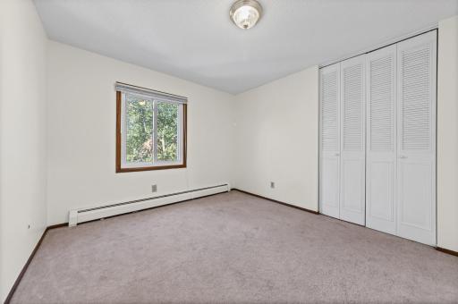 6007 W Broadway Avenue, 303, New Hope, MN 55428