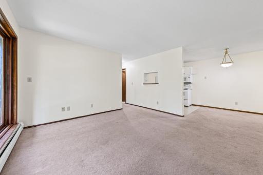 6007 W Broadway Avenue, 303, New Hope, MN 55428