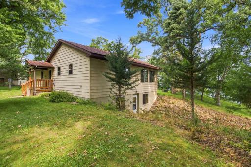 65560 210th Street, Litchfield, MN 55355