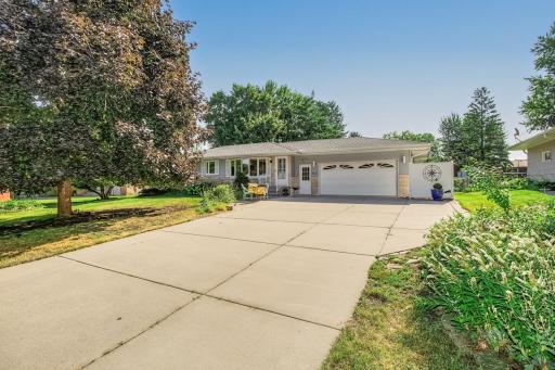 2842 Marion Street, Roseville, MN 55113