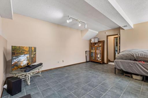7100 River Shore Lane N, Champlin, MN 55316