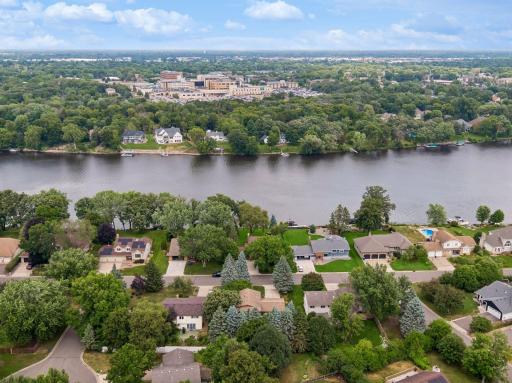 7100 River Shore Lane N, Champlin, MN 55316