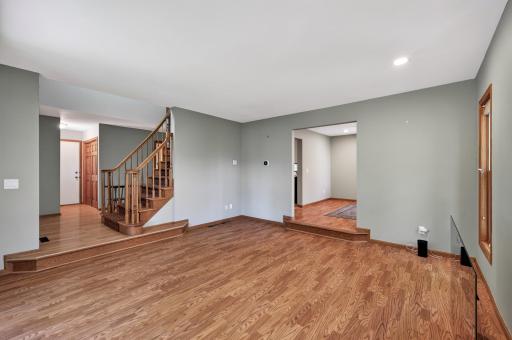 1901 Bloom Court, Hugo, MN 55038