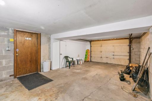 2417 Parkview Boulevard - Spacecrafting - 0037.jpg
