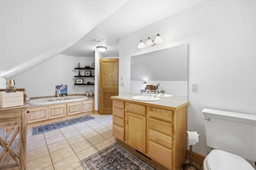 1258 2nd Street N, Fargo, ND 58102