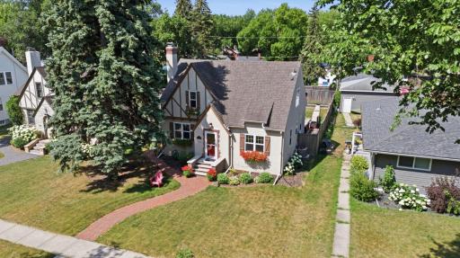 1258 2nd Street N, Fargo, ND 58102