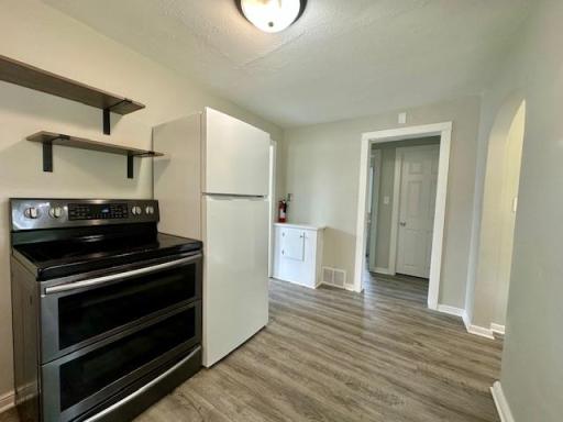 521 5th Avenue E, Alexandria, MN 56308
