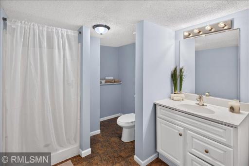 Lower 3/4 Bath