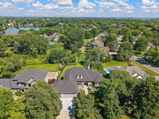 8072 Enclave Circle, Woodbury, MN 55125