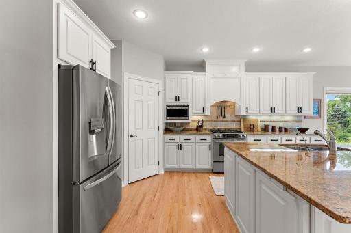 39-web-or-mls-UAV Vision Media I Interiors (20).jpg