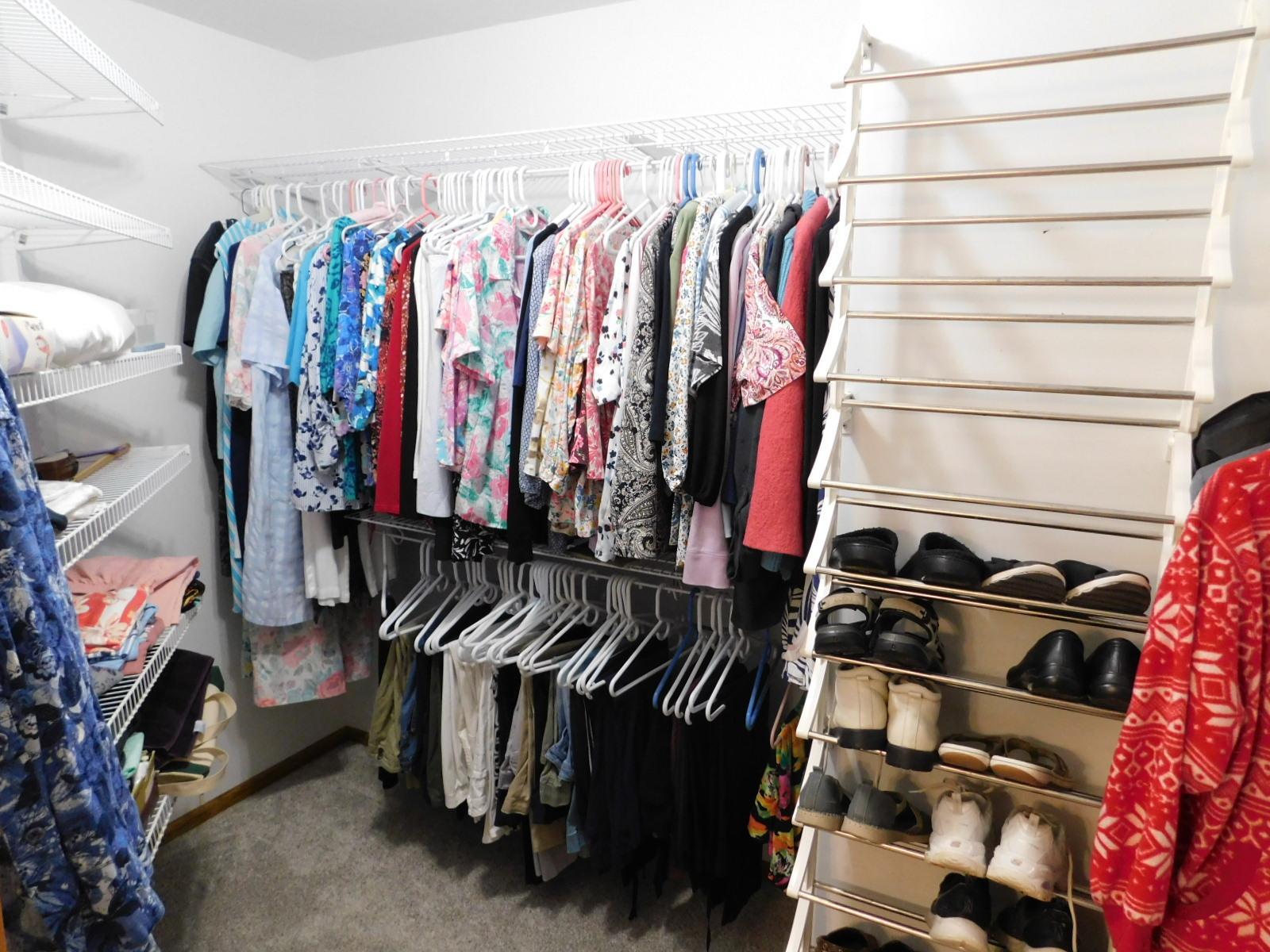 Master Closet.JPG