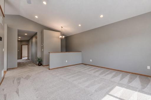 109 Cougar Drive, Mankato, MN 56001