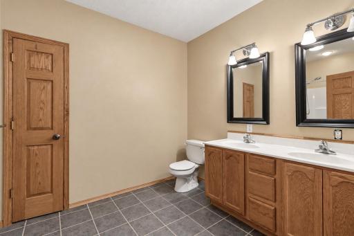 109 Cougar Drive, Mankato, MN 56001