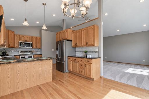 109 Cougar Drive, Mankato, MN 56001