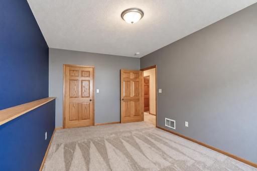 109 Cougar Drive, Mankato, MN 56001