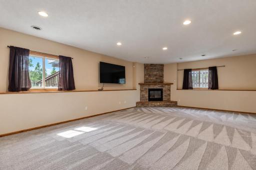 109 Cougar Drive, Mankato, MN 56001
