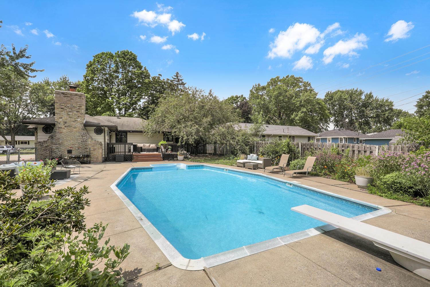 The pool and integrated hot tub have been well maintained with upgrades such as a newer liner, pump and diving board!
