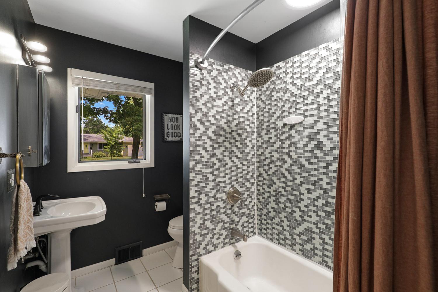 Upper level bathroom