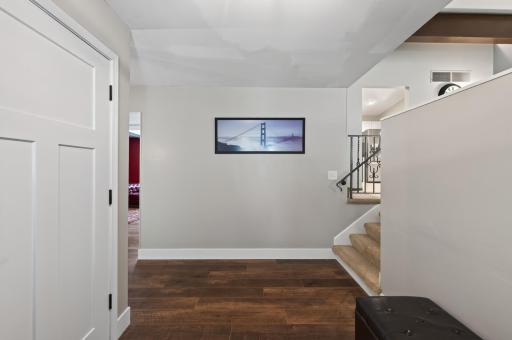 2144 Valley View Place, Saint Paul, MN 55119