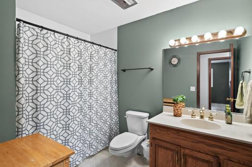 2144 Valley View Place, Saint Paul, MN 55119