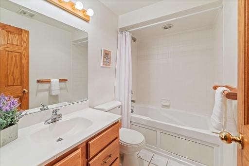 11273 N Eagle Lake Boulevard, Maple Grove, MN 55369