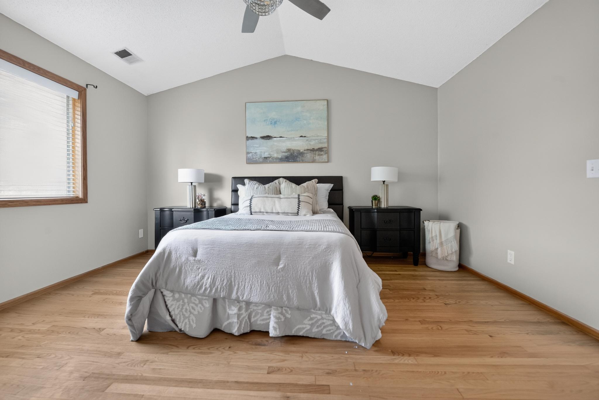 20_16755_Firestone_Way-Bedroom-7250.jpg