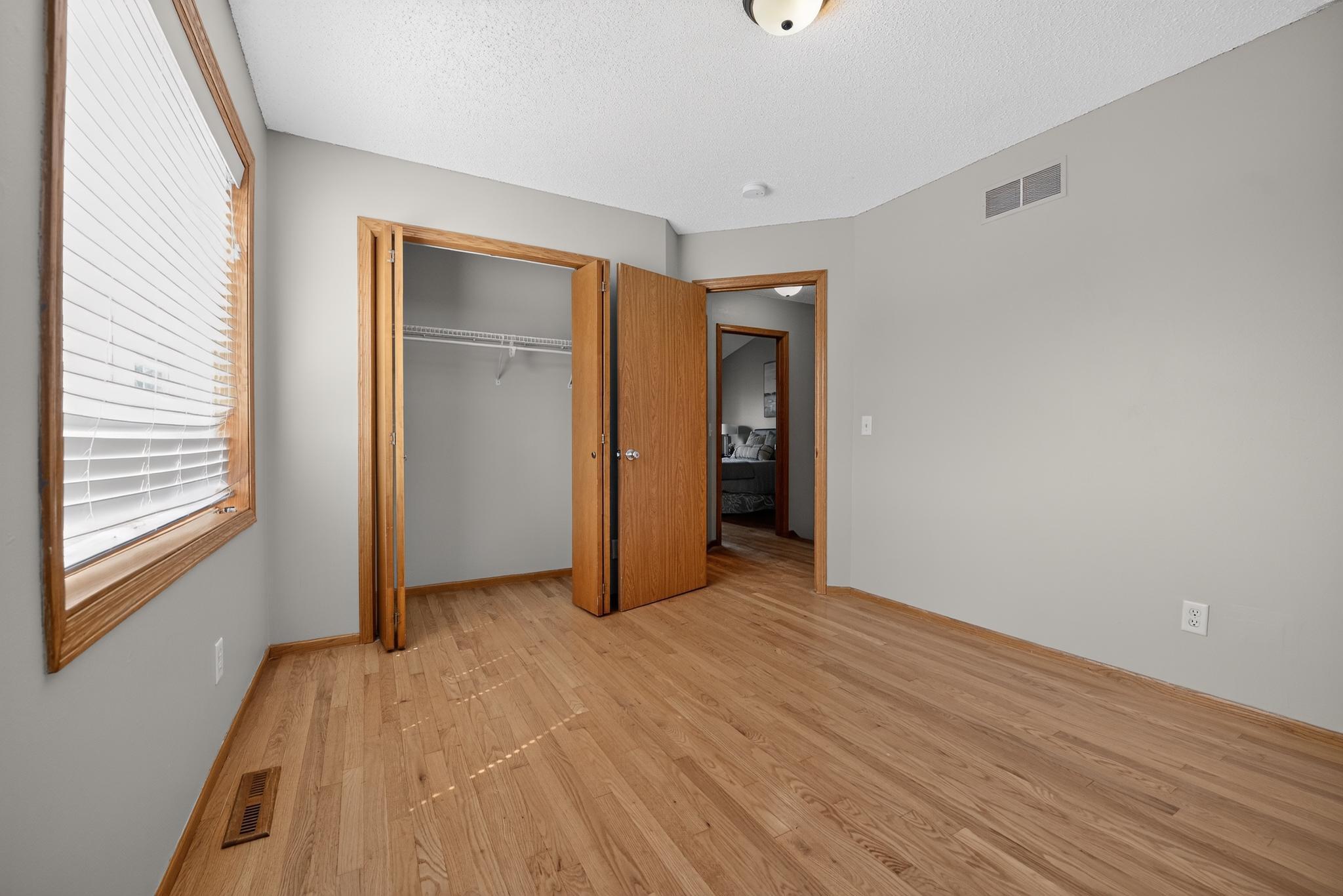17_16755_Firestone_Way-Bedroom-7242.jpg