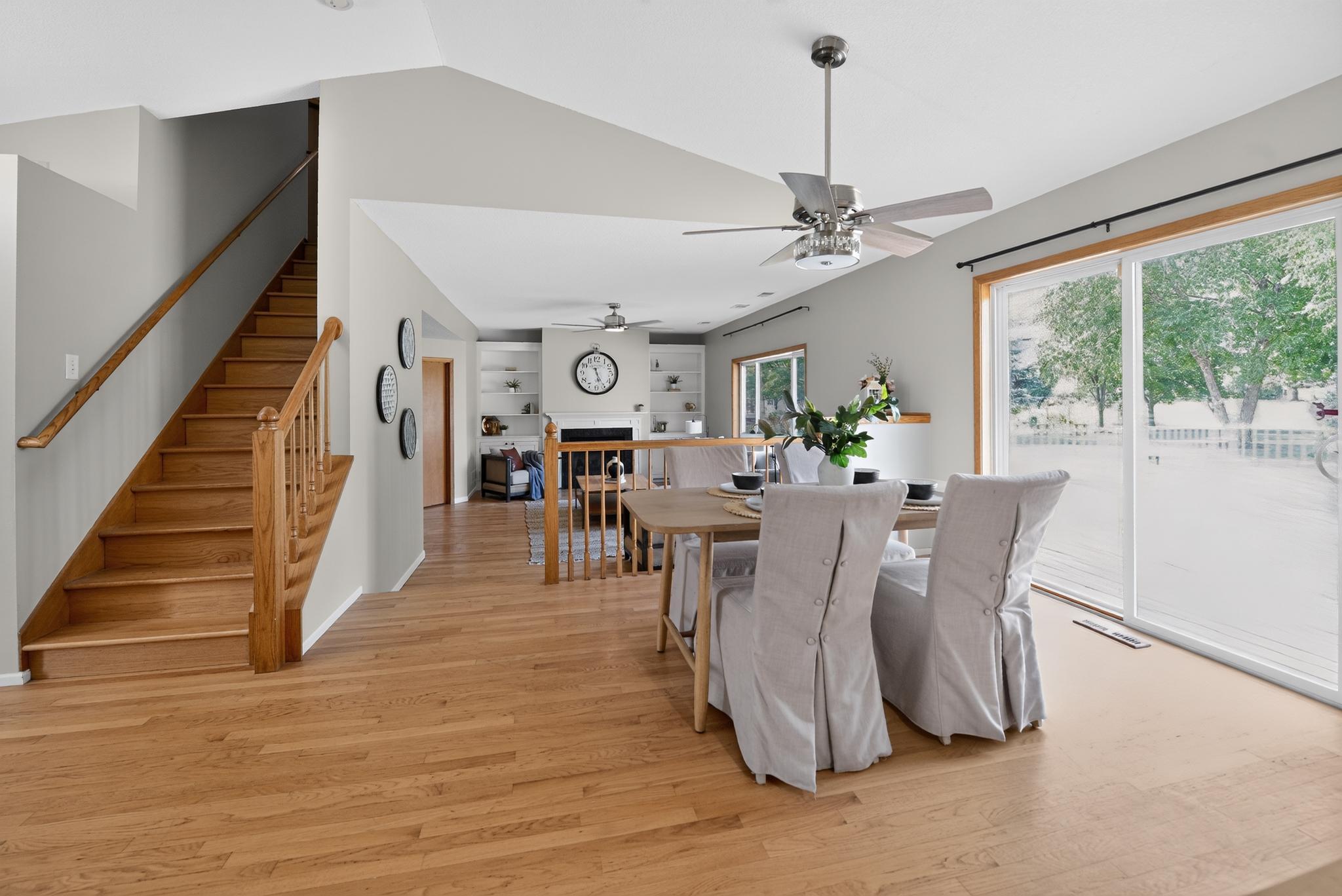 14_16755_Firestone_Way-Dining_room-7208.jpg