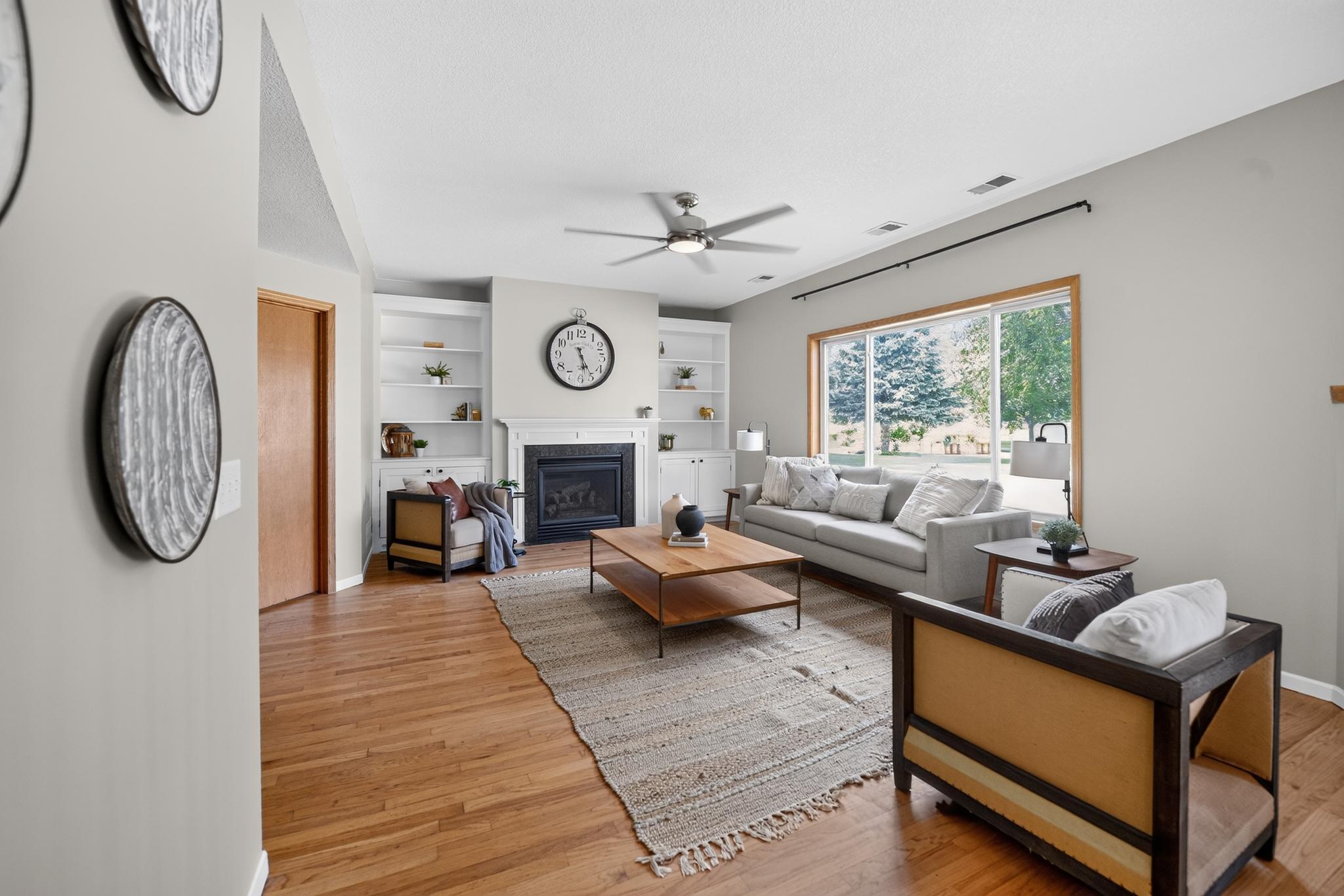 05_16755_Firestone_Way-Living_room-7202.jpg